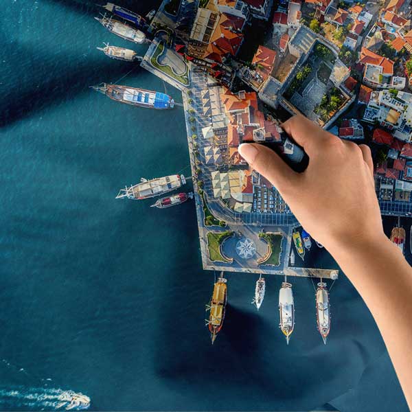 Üstten Bakış Tarihi Liman ve Marina Manzarası Duvar Örtüsü 11687