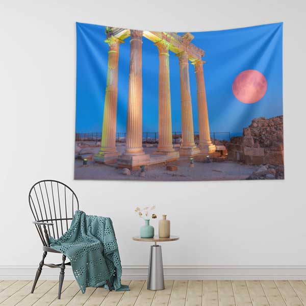 Kırmızı Ay ve Antik Sütunlar Gece Manzarası Duvar Örtüsü 11688