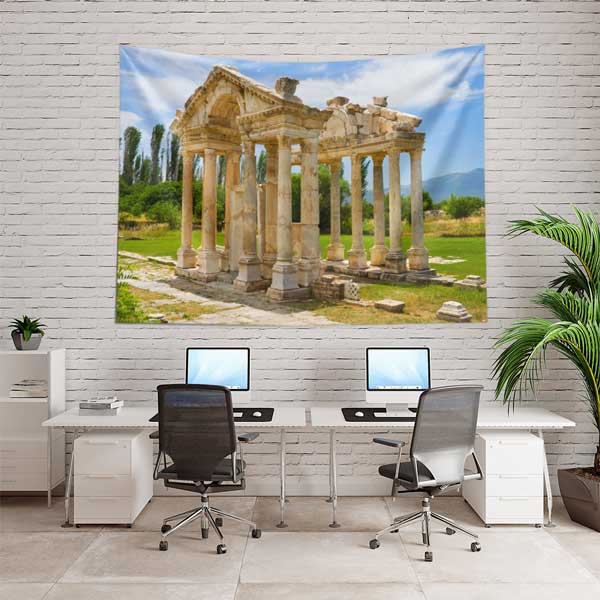 Doğayla İç İçe Antik Tapınak Sütunları Manzarası Duvar Örtüsü 11693