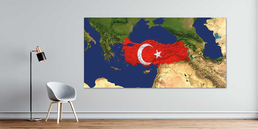 turk-bayragi-duvar-dekoru-7870-00 Harita Üzerinde Türk Bayrağı Duvar Dekoru Büyük Ebatlı Dekoratif Baskı 7870