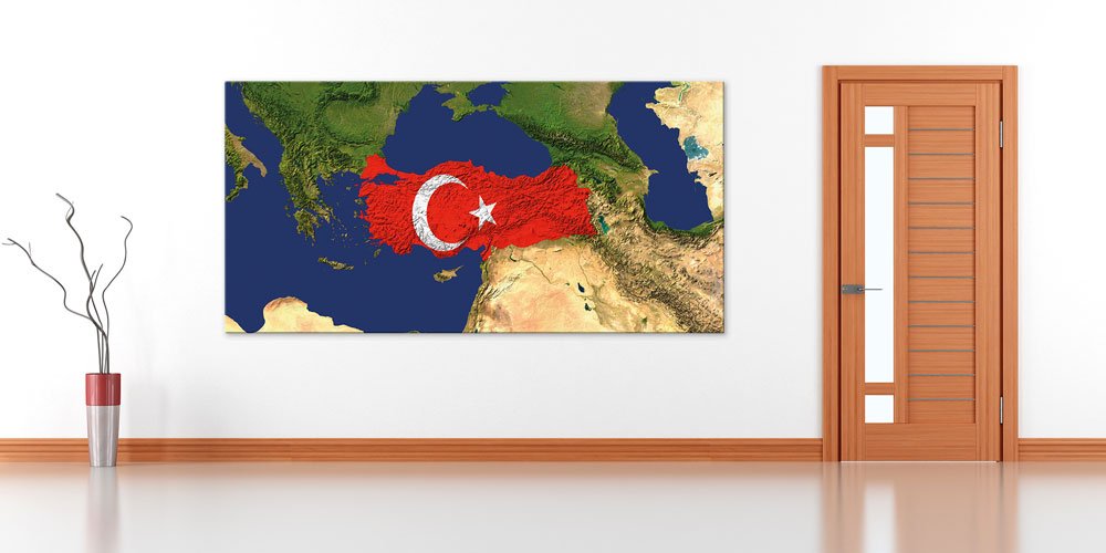 turk-bayragi-duvar-dekoru-7870-01 Harita Üzerinde Türk Bayrağı Duvar Dekoru Büyük Ebatlı Dekoratif Baskı 7870