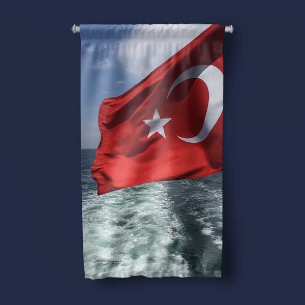 turk-bayragi-duvar-flamasi-11141-04 Dikey Türk Bayrağı ve Tekne İzli Deniz Duvar Flaması 11141