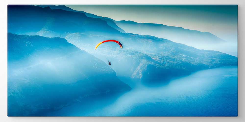 Sisli Dağlar Üzerinde Yamaç Paraşütü Manzaralı Büyük Ebat Duvar Dekor Ürünü 11905