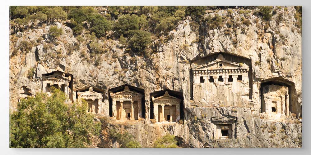 Kayalık Yamaçta Antik Kaya Mezarları Manzaralı Büyük Ebat Duvar Dekor Ürünü 11909