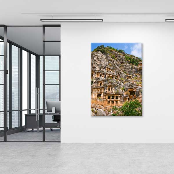 Antik Kaya Mezarları ve Tarihi Yamaç Manzarası Kanvas Tablo 12055