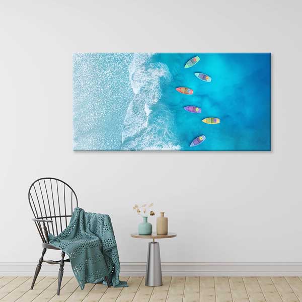 Turkuaz Denizde Renkli Tekneler Manzarası Kanvas Tablo 12045
