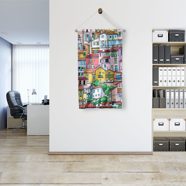 Renkli Evler Çizimli Dekoratif Duvar Flaması 5626