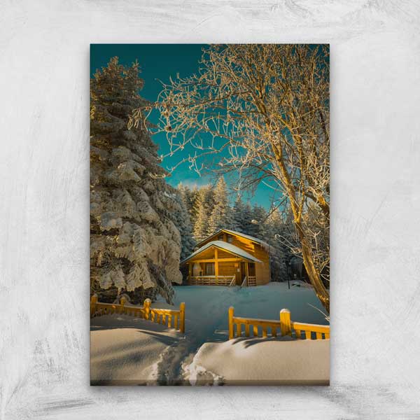 Karlı Orman İçinde Ahşap Dağ Evi Kış Manzarası Kanvas Tablo 12064