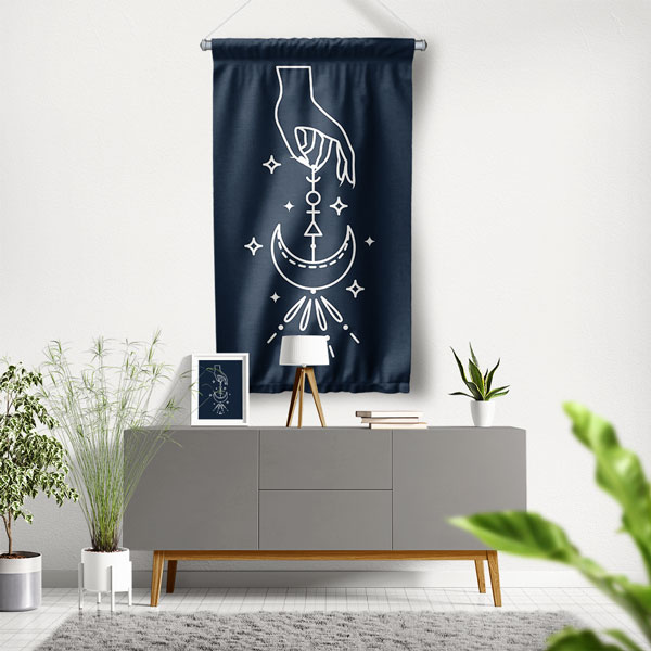 Minimal Ay ve El Sembol Tasarımlı Duvar Flaması 6296