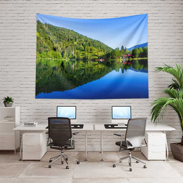 Yeşil Orman ve Göl Yansıması Manzaralı Duvar Örtüsü Kumaş Baskı 11768