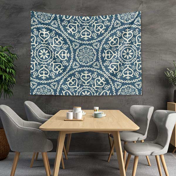 Mavi-Beyaz Geleneksel Desenli Duvar Örtüsü 10528