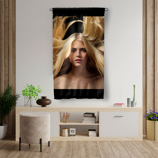 Sarı Saçlı Kadın Portre Tasarımlı Kuaför Duvar Flaması Kumaş Baskı 5757