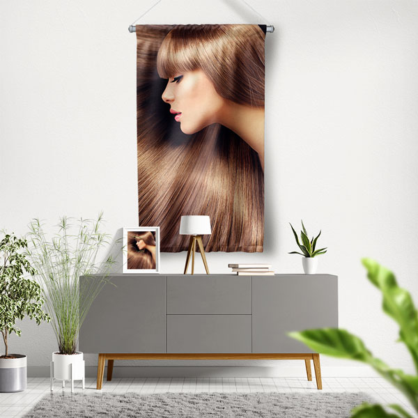 Kahverengi Saçlı Kadın Portre Tasarımlı Kuaför Duvar Flaması Kumaş Baskı 5758