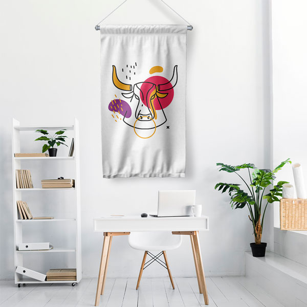 Renkli Soyut Boğa Tasarımlı Minimal Duvar Flaması 6309