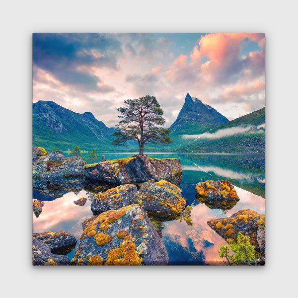 Dağ Gölü ve Tek Ağaç Manzarası Kanvas Tablo – 13930