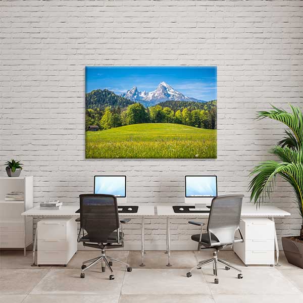 wall-decor-art-13391-04 Yeşil Ovalar ve Karla Kaplı Dağ Manzarası Duvar Tablosu 13391