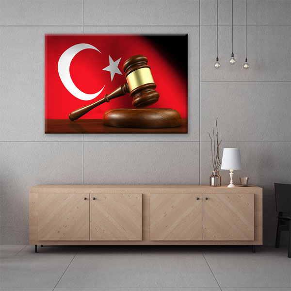 wall-decore-5261-04 Türk Bayraklı Hakim Tokmağı Temalı Kanvas Tablo – 5261