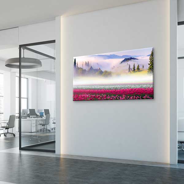 Sisli Dağlar ve Çiçek Tarlası Manzarası Kanvas Tablo – 13749