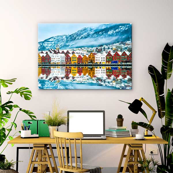 Renkli Norveç Kıyısı Manzarası Duvar Tablosu 13387