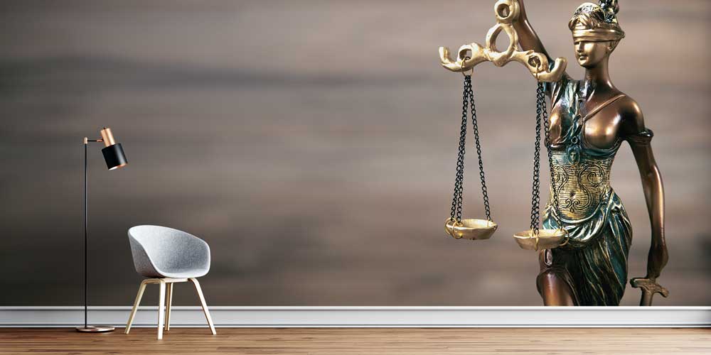 Adalet Heykeli Temalı Hukuk Duvar Kağıdı – Hukuk Büroları için Dekoratif Tasarım 5277