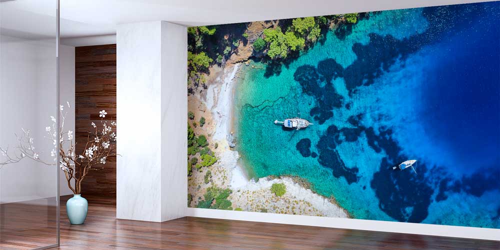 Turkuaz Koy ve Tekneler Üstten Görünüm Manzarası Duvar Kağıdı 11612