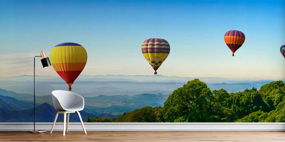 Renkli Balonlar ve Dağ Manzarası Duvar Kağıdı 12827