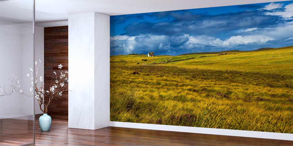 Geniş Kır Manzarası ve Tek Ev Duvar Kağıdı 13067
